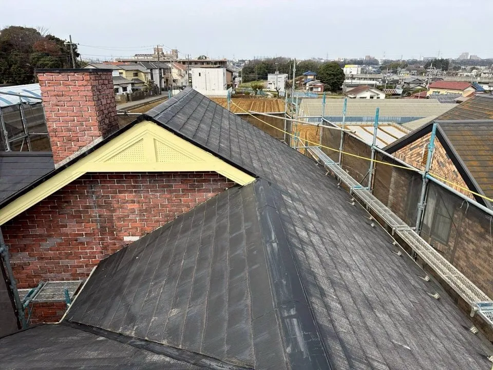 屋根カバー工事完了。