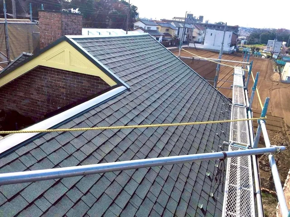 屋根カバー工事完了。